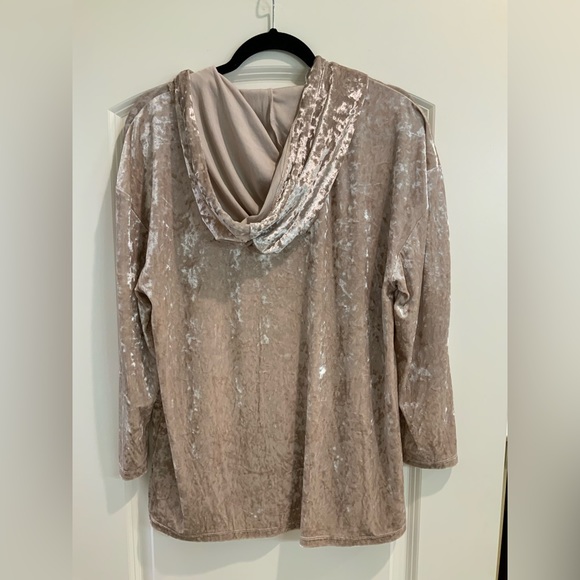 JODIFL Medium Velvet Hoodie - Picture 2 of 3